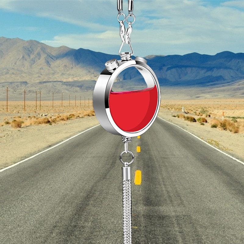 Een metalen autodecoratiehange - Perfume Fragrance One recensie en prijs